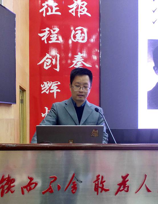 说明: F:\3. 威廉希尔教学工作(卢时光)\18. 新闻稿件\2021.10.21:2021级入学教育大会\4 - 副本.jpg